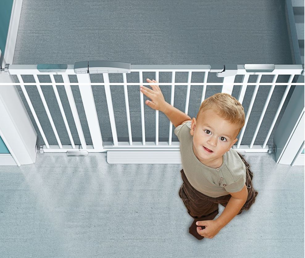 Baby Pet Child Safety Door Barrier Gate